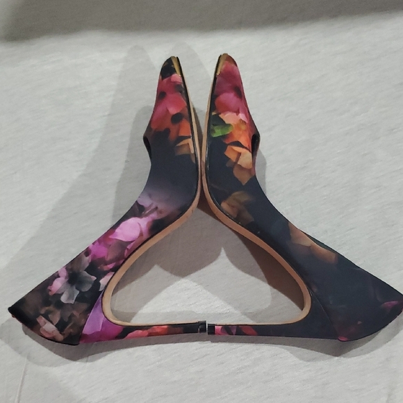 Ted Baker Multicolor Floral Heels - Picture 7 of 11